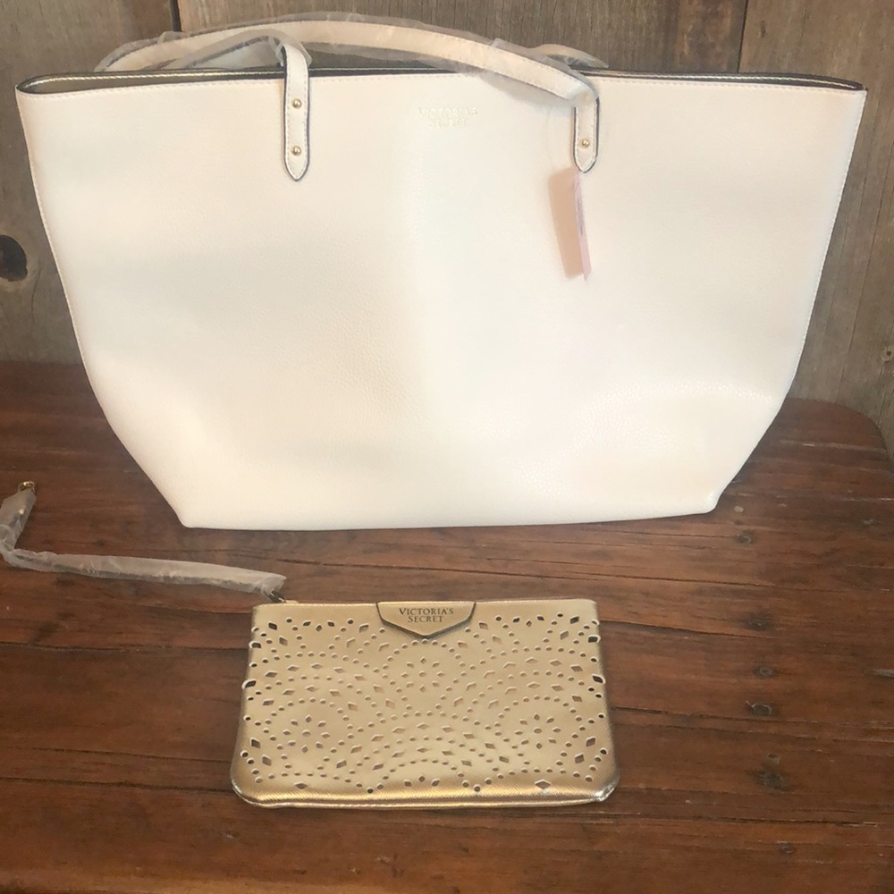 Victoria’s Secret Tote with Pouch - Picture 13 of 17